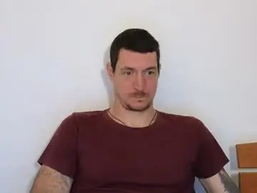 Chaturbate Adult Webcam of tattooedhunk_