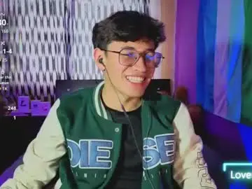 Chaturbate Free Porn Cam of angelito18_twink