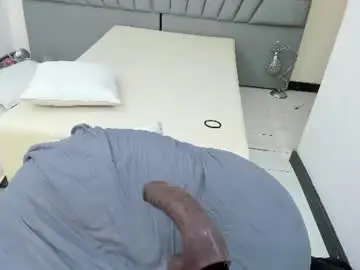 Chaturbate Live Sex Cam of angie_will