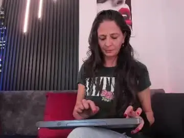 Chaturbate Private Sex Chat of meredith_hut
