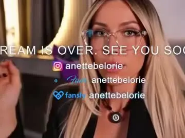 Chaturbate Live Sex Cam of anette_belorie