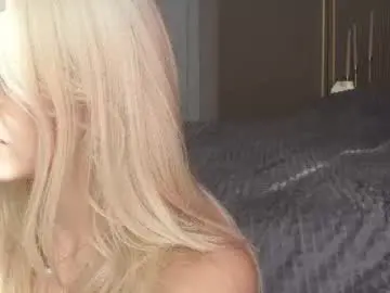 Chaturbate Live Porn of milabunny_