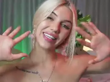 Chaturbate Live Sex Cam of milabunny_
