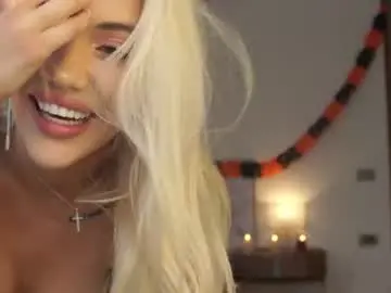 Chaturbate Best live sex cam show of milabunny_
