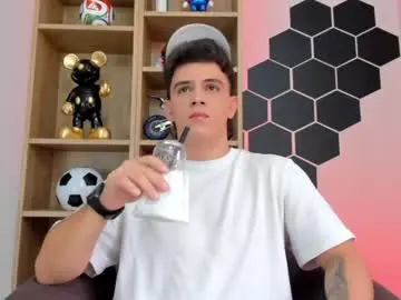 Chaturbate Best live sex cam show of mikecooper_