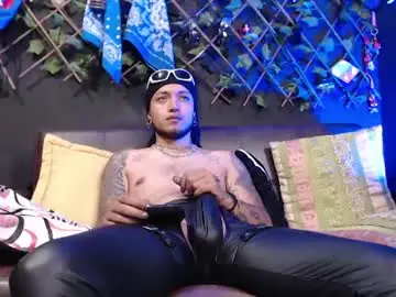 Chaturbate Live Sex Cam of dicaprioo_