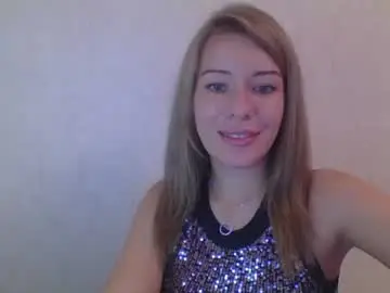 Chaturbate Live Sex Cam of softy_aura