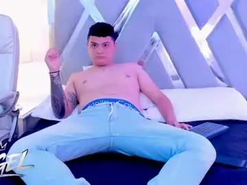 Chaturbate Best live sex cam show of angelblue__