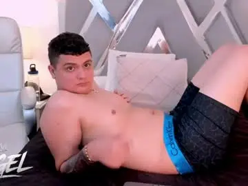 Chaturbate Live Sex of angelblue__