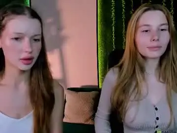 Chaturbate Nude Webcam of ava_gllow