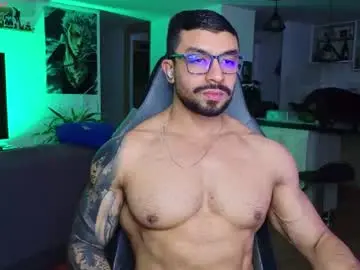 Chaturbate Adult Webcams of peterjack7