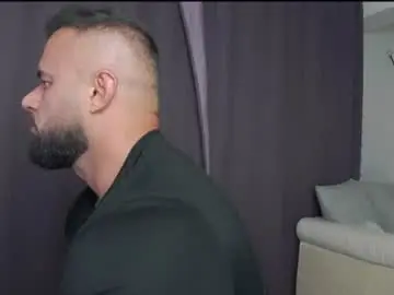 Chaturbate Free Live Porn of rickymiami1