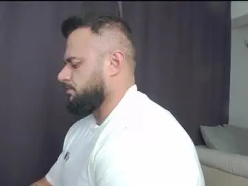 Chaturbate Free Porn Cam of rickymiami1