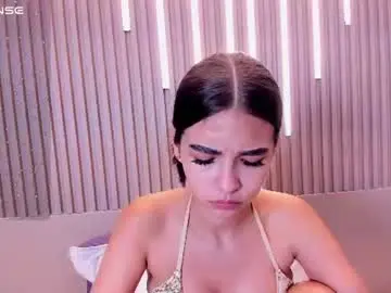Chaturbate Best live sex cam show of emma_doll7