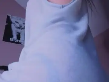 Chaturbate Live Sex Cam of hype_meal_home