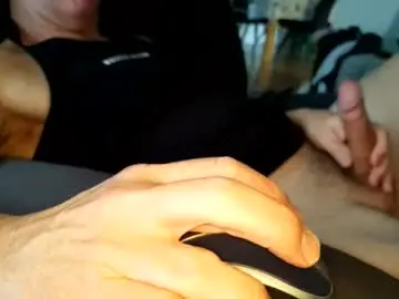 Chaturbate Sex Cam of ivaardon