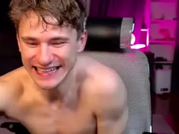 Chaturbate Live Sex Cam of marcus_paradise