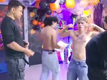 Chaturbate Watch Live Sex Cams of masters_sexx