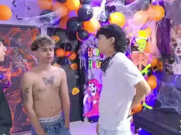 Chaturbate Live Sex Cam of masters_sexx