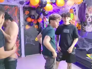 Chaturbate Live Sex Cam of masters_sexx