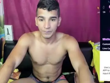 Chaturbate Best live sex cam show of miguelwin3