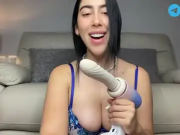 Chaturbate Live Sex of _gummies15