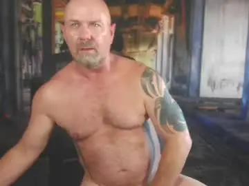 Chaturbate Watch Live Sex Cams of manlyprisonguy2