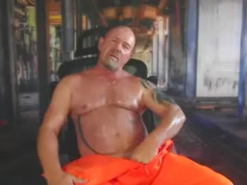 Chaturbate Live Sex of manlyprisonguy2