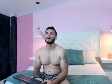 Chaturbate Nude Webcam of therockone_1