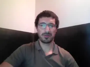 Chaturbate Live Sex Cam of johnparis7575