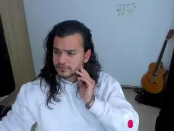 Chaturbate Live Sex Cam of loganhot22