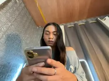Chaturbate Sex Cam of tina_allure
