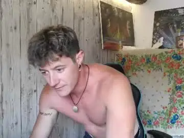 Chaturbate Free Porn Cam of frenchhornybibs