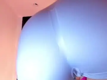 Chaturbate Live Sex Cam of megan_whitee__