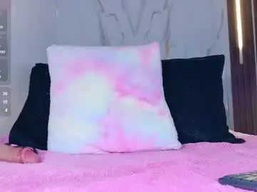Chaturbate Live Sex Cam of scarleht_blonde