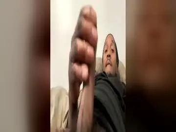 Chaturbate Free Live Porn of bigblkdick4wife2