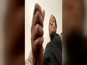 Chaturbate Sex Cam of bigblkdick4wife2