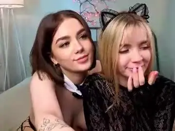 Chaturbate Live Sex of cloverfarewell