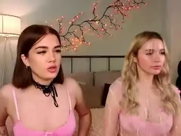 Chaturbate Nude Webcam of cloverfarewell
