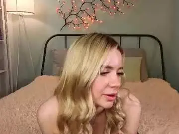 Chaturbate Best live sex cam show of cloverfarewell