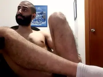 Chaturbate Nude Webcam of cuteguy52