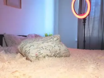 Chaturbate Live Sex Cam of lee_sky