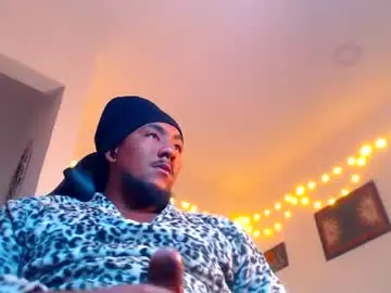Chaturbate Free Porn Cam of yosoy_enzo2020