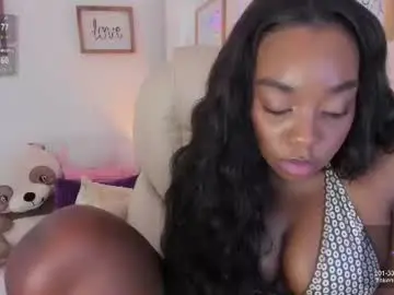 Chaturbate Live Sex Cam of zobe_love