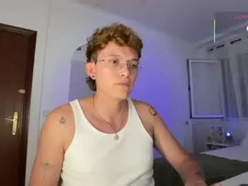 Chaturbate Live Porn of anddres_boss