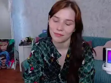 Chaturbate Live Sex Cam of mellhyees