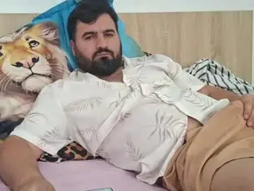 Chaturbate Live Sex of daddyy000018
