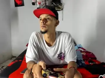 Chaturbate Live Sex Cam of johan_and_antonella
