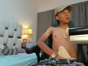 Chaturbate Watch Live Sex Cams of damian_mendez441