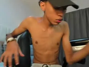 Chaturbate Sex Chat of damian_mendez441